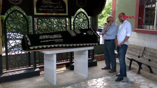 Son dakika haber: İSTANBUL-TRAFİK KAZALARINDA 'BİLİNÇLİ TAKSİR' DÜZENLEMESİNİN ÖNCÜSÜ BORAY URAS HAYATINI KAYBETTİ