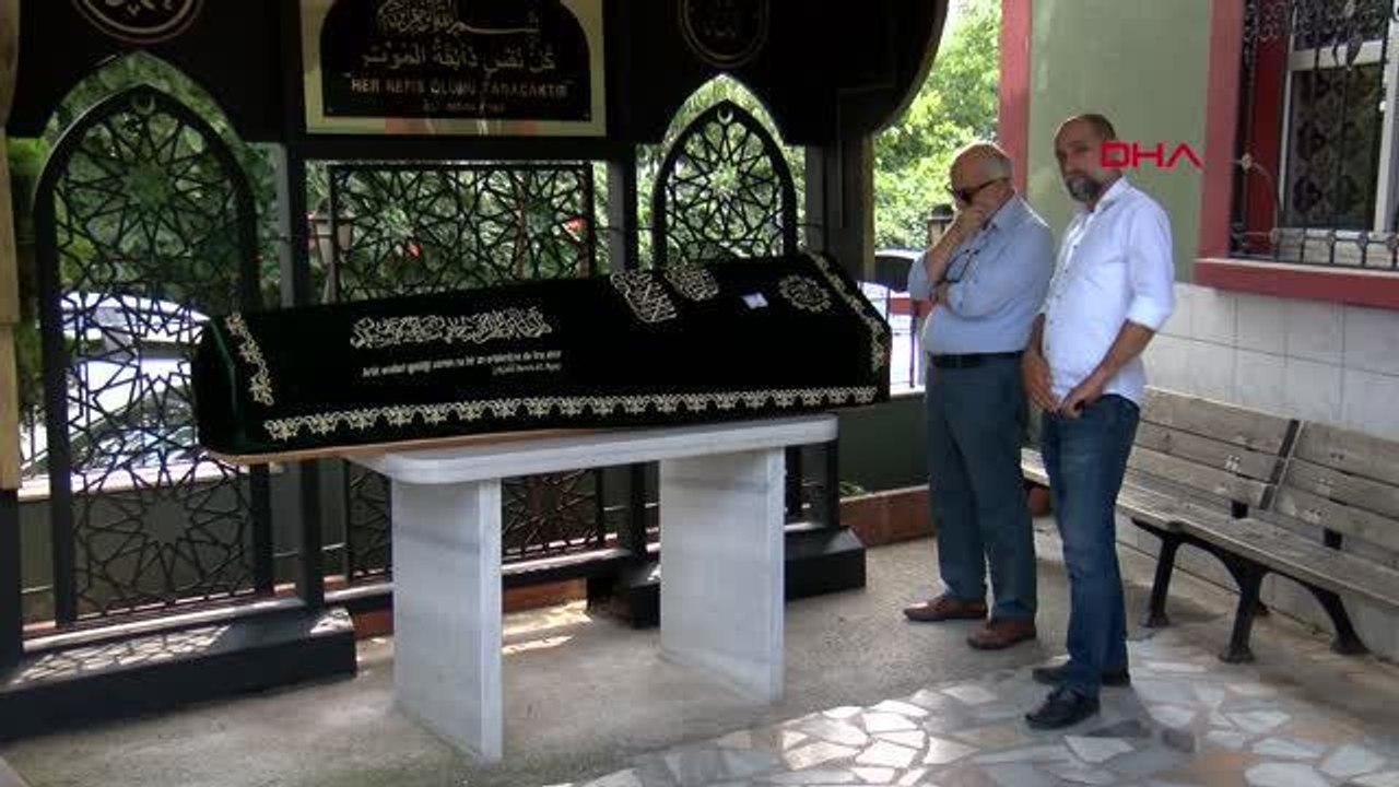 Son dakika haber: İSTANBUL-TRAFİK KAZALARINDA 'BİLİNÇLİ TAKSİR' DÜZENLEMESİNİN ÖNCÜSÜ BORAY URAS HAYATINI KAYBETTİ