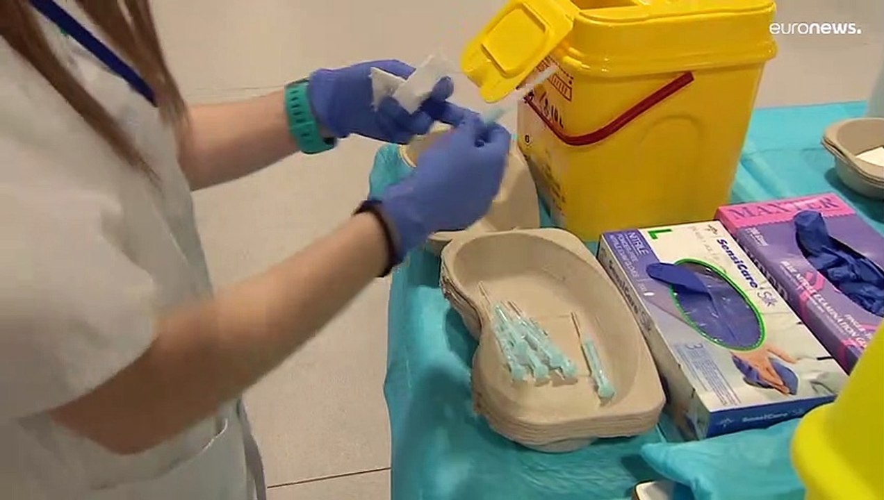 Covid 19: verso la quarta dose di vaccino per over 60 e fragili