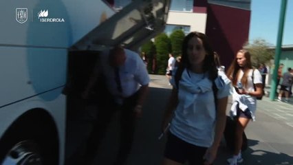 La selección española femenina ya está en Brentford para jugar contra Alemania