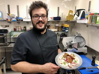 Le carpaccio de poitrine de porc du chef Marius Darras