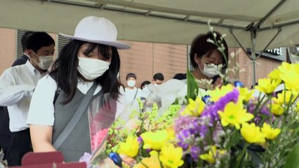 Le Japon en deuil au lendemain de l'assassinat de Shinzo Abe