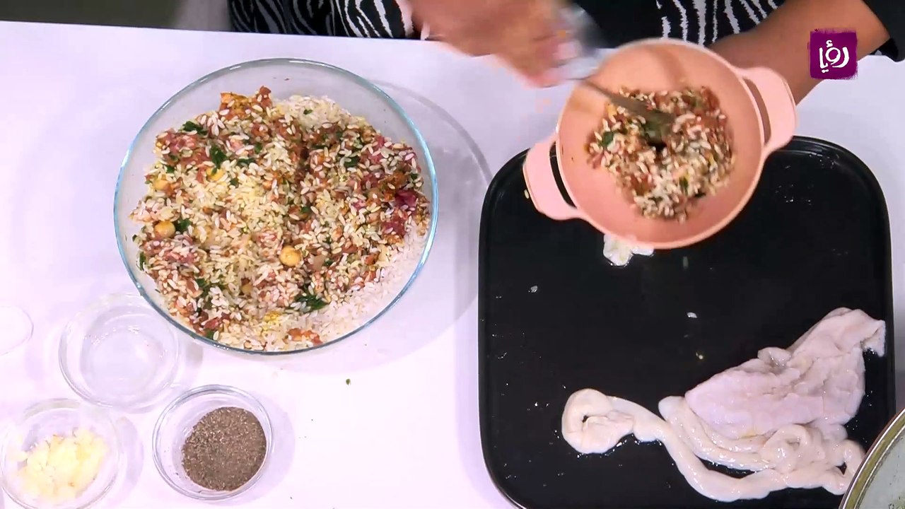 كرشات وفوارغ  على مرقتها