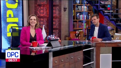 Joven hace máscara de yeso pero ya no se la puede quitar