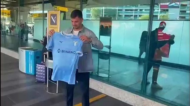 Lazio, l'arrivo di Alessio Romagnoli a Fiumicino