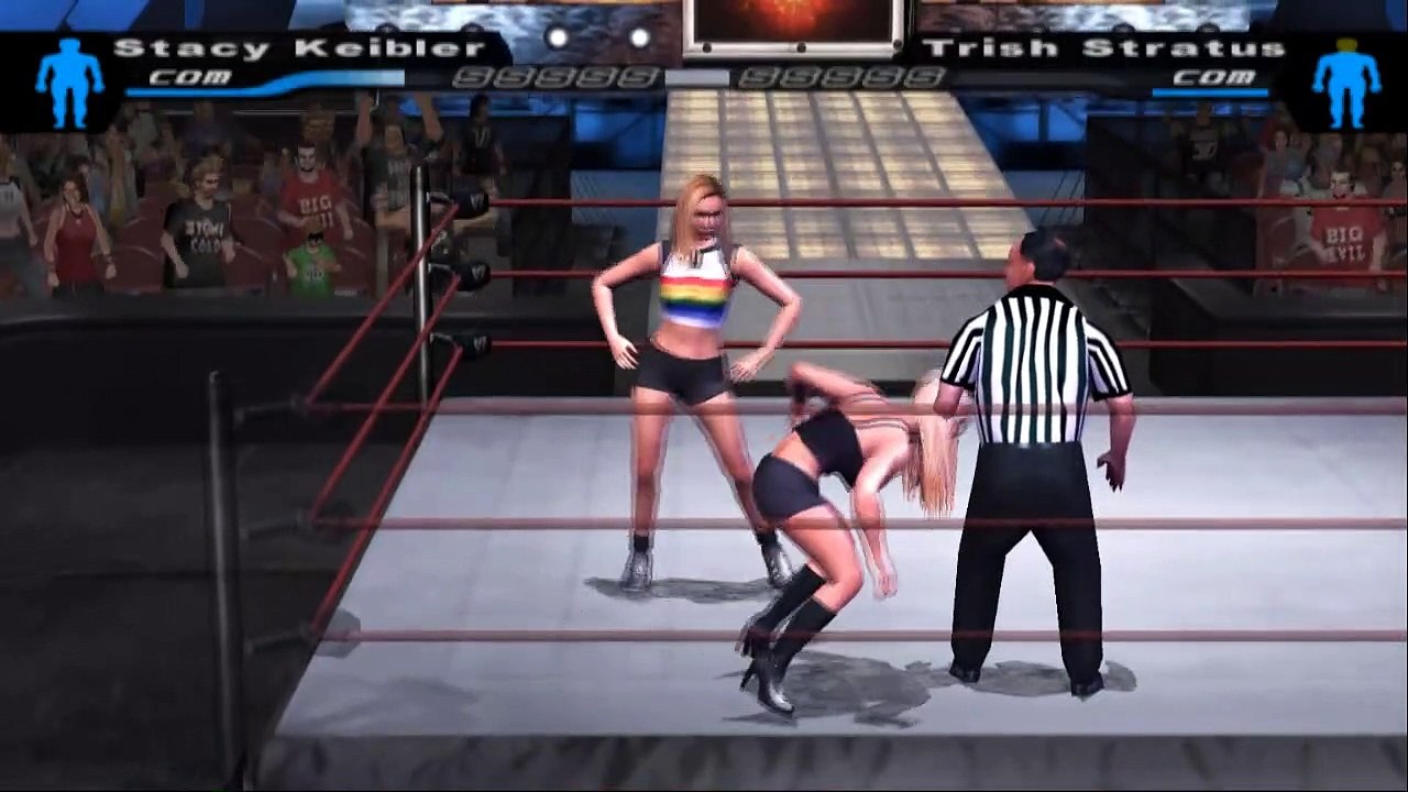WWE SmackDown! Here Comes the Pain Stacy Keibler vs Trish Stratus