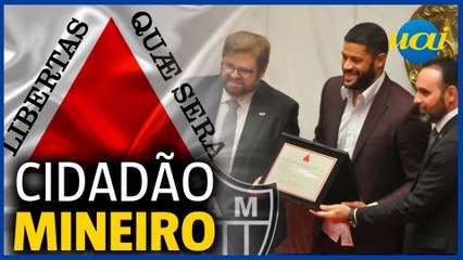 Hulk recebe título de cidadão honorário de Minas