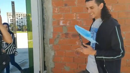 Appearing  rose magic tricks