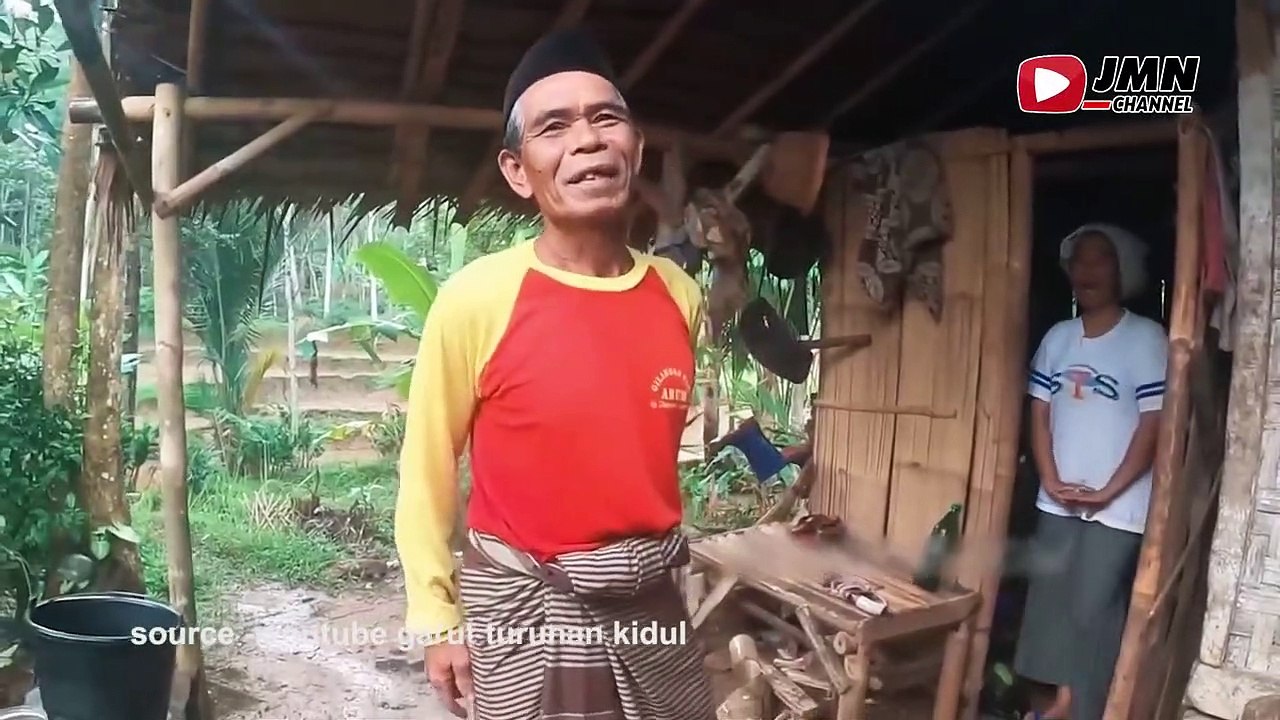 Jurnal Desa - Mitos Gelar Pertunjukan Wayang Mengundang Malapetaka di Dusun Cariu, Ciamis