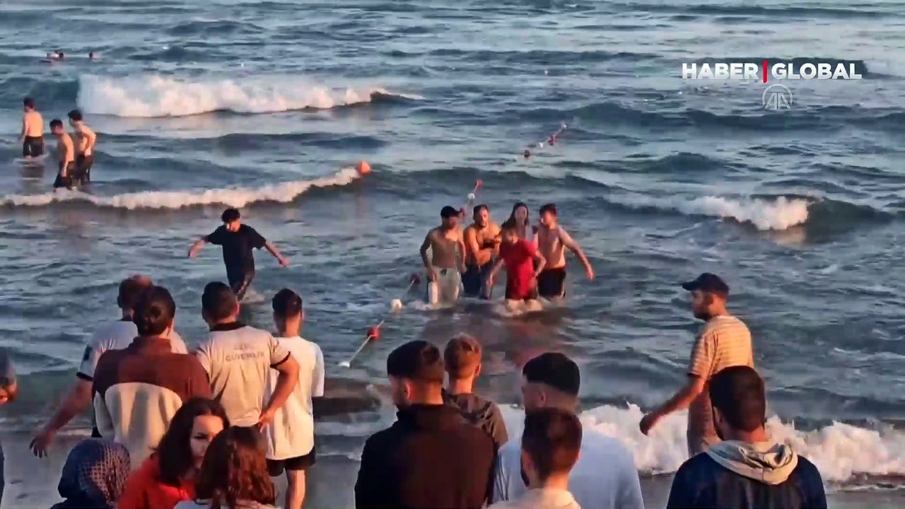 Kandıra’da denizde dehşet! Haberler peş peşe ge...