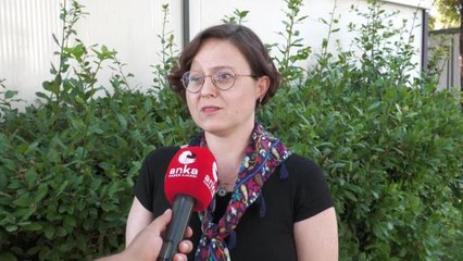 Depremin Engelli Bıraktığı İzmirli Depremzede: "2 Bin Lira Kiradayım. Bugün Çıksam 6 Bin Liranın Altında Kira Yok. Aylık Gelirimiz O Kadar Zaten"