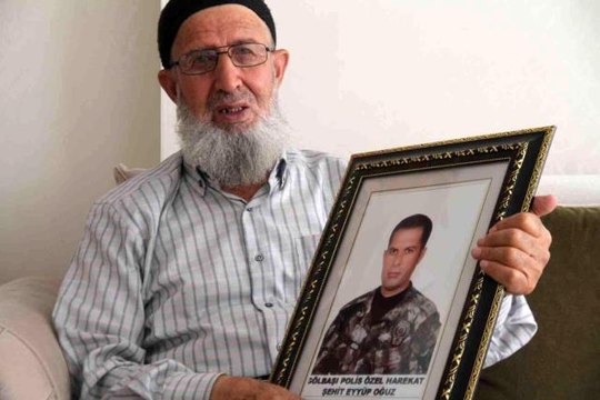 Son dakika haberleri: 15 Temmuz şehit babası Tevfik Oğuz, Cumhurbaşkanımızın dirayetli olması darbe girişimini engelledi