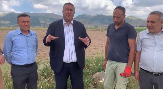 Çiftçi isyanda: Her şey belimizi büküyor, çiftçilik bitti