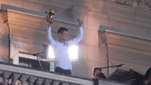 Djokovic se da un baño de masas en Belgrado para celebrar su victoria en Wimbledon