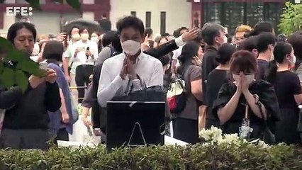 Abe es despedido en un funeral íntimo que ha congregado a miles en Tokio