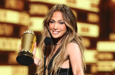 Jennifer Lopez recorre à Meditação Transcendental para aliviar tensões