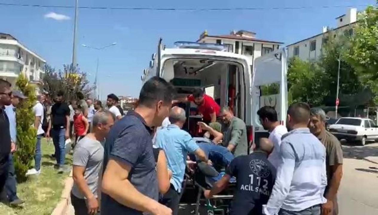 Son dakika... Elazığ'da otomobil ile motosiklet çarpıştı: 1 ağır yaralı