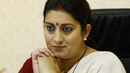 Watch: Smriti Irani performs Kali puja in Howrah