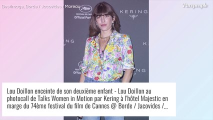 下载视频: Lou Doillon très enceinte : Son immense fils Marlowe fête ses 20 ans, nouvelles photos craquantes