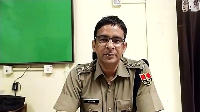 काॅपी किताब के साथ बैग में देशी कट्टा मिला, नाबालिग को किया निरुद्ध