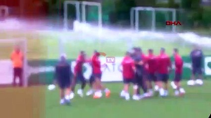 Patrick van Aanholt ile Kerem Aktürkoğlu arasında kavga çıktı