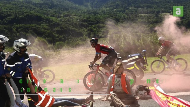 La 10e étape du Tour de France interrompue par des manifestants