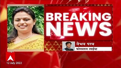 politics :  माजी नगरसेविका शितल म्हात्रे शिंदे गटात सहभागी, आमदारांना खडसवतानाचा व्हिडीओ व्हायरल