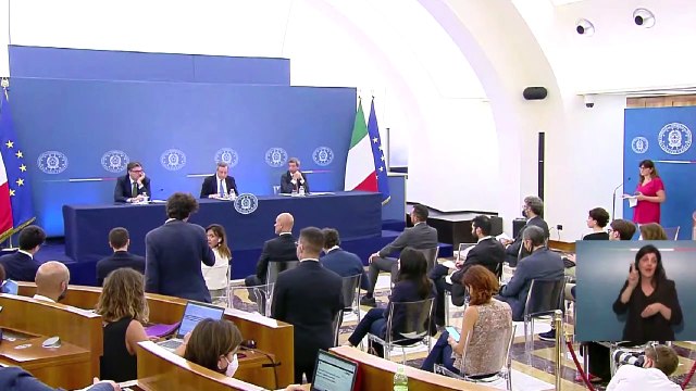 Draghi: Se continuano ultimatum il Governo non lavora. Verifica alle Camere? Chiedete a Mattarella