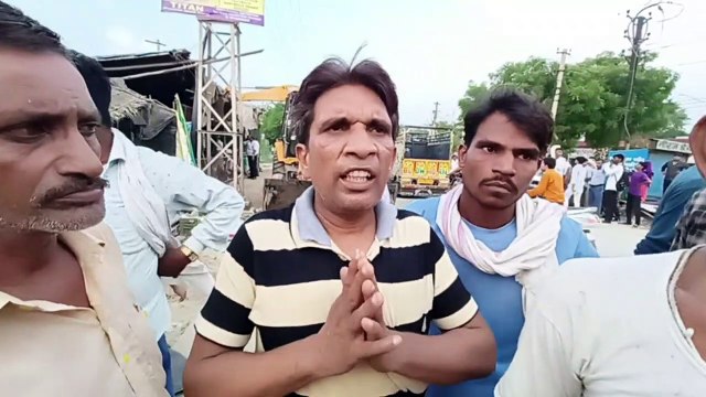 अतिक्रमणकारी व दस्ते के बीच हाथापाई