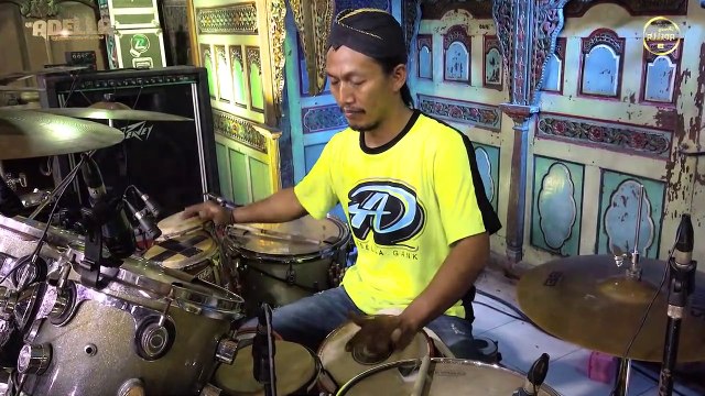 Yeni Inka Adella ft Fendik Adella - KANGEN SUARANE