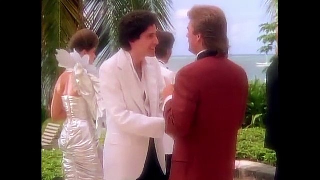 Huey Lewis & The News - Stuck With You