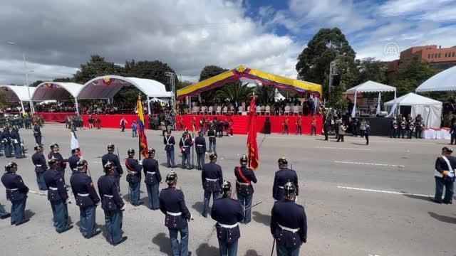 Bogota'da Kolombiya Bağımsızlık Günü geçit töreni