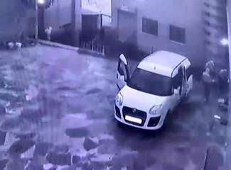 Esenyurt'ta tekstil çetesinden milyonluk vurgun kamerada