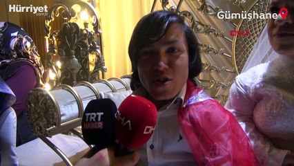 Masal gibi düğün! Sosyal medyada tanışan Emine ve Ahat, dünyaevine girdi: 'Aşkın tarifi olmaz'