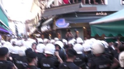 Son dakika! İstanbul Valiliği, Kadıköy'deki Suruç Anması Girişiminde 106 Kişinin Gözaltına Alındığını Duyurdu