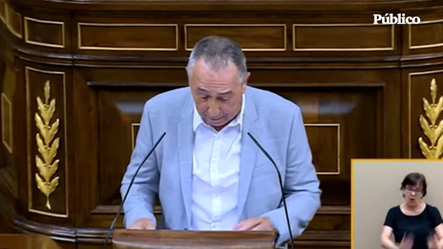 Joan Baldoví, a la bancada de la derecha: Van a colegios de pago pero la mala educación la llevan siempre encima