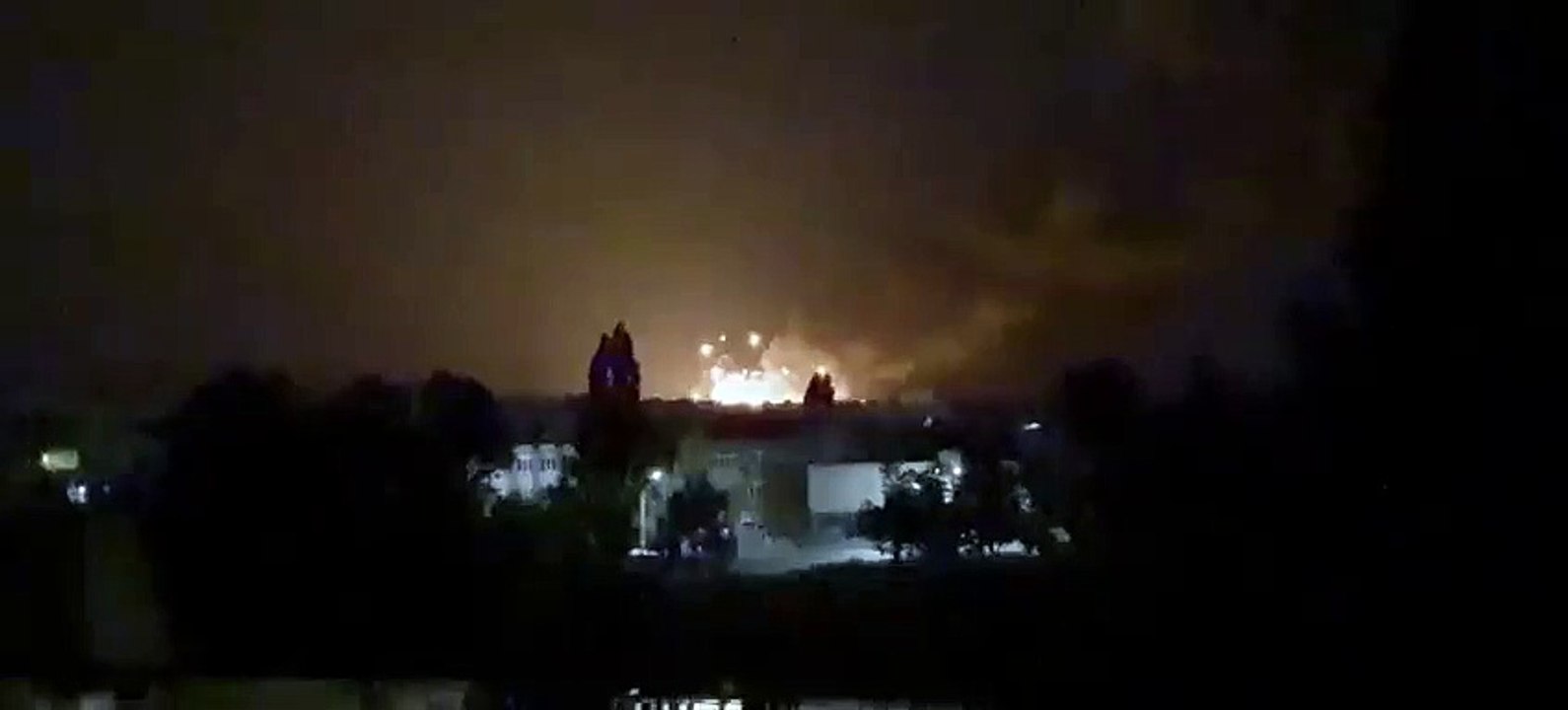 Les autorités russes de l'oblast de Kherson s'inclinent en confirmant qu'il s'agissait d'une frappe de HIMARS par l'Ukraine.