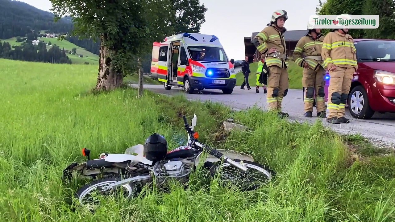 Schwerverletzter Motorradfahrer in Westendorf aufgefunden
