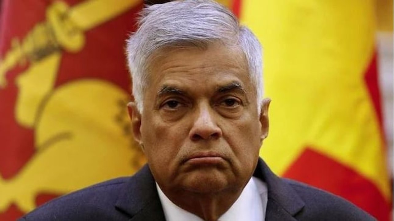 Sri Lankan PM constitutes panel to restore law and order
