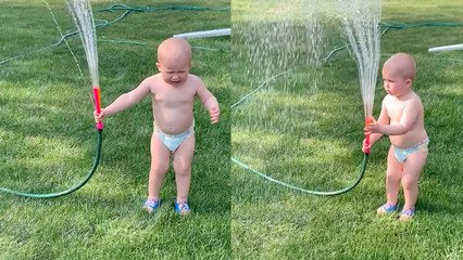 'Toddler can't stop splashing water on to himself '