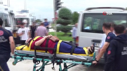 D-100'de 3 araç kazaya karıştı: Çok sayıda yaralı var