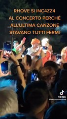 Il trapper Rhove interrompe il concerto e insulta il pubblico: "Perché non saltate?"