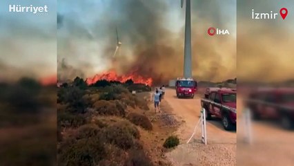 Makilik alanda çıkan yangın nedeniyle İzmir-Çeşme otoyolu trafiğe kapandı