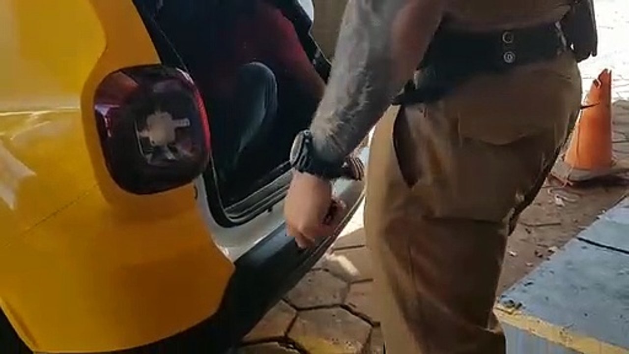 Homem é detido com mandado de prisão em aberto em Cascavel