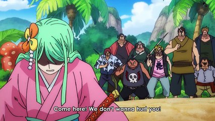 Oden tests Whitebeard's strength, Whitebeard sinks Oden to the bottom of the sea