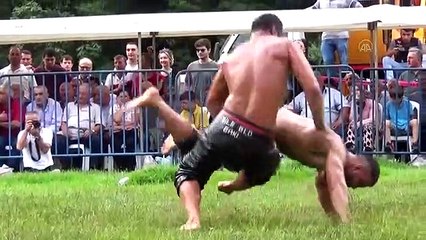 ZONGULDAK - Yaraşlıyörük Yağlı Güreşleri'nde başpehlivan Faruk Akkoyun oldu