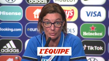 Video herunterladen: Diacre : « J'espère que le résultat sera le feu d'artifice » - Foot - Euro (F) - Bleues