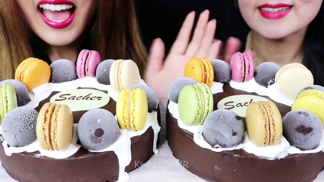 ASMR CHOCOLATE CAKE (Rainbow Macarons + Ice Cream Bon Bons) 초콜릿 케이크 리얼사운드 먹방 ケーキ केक Kim&Liz A