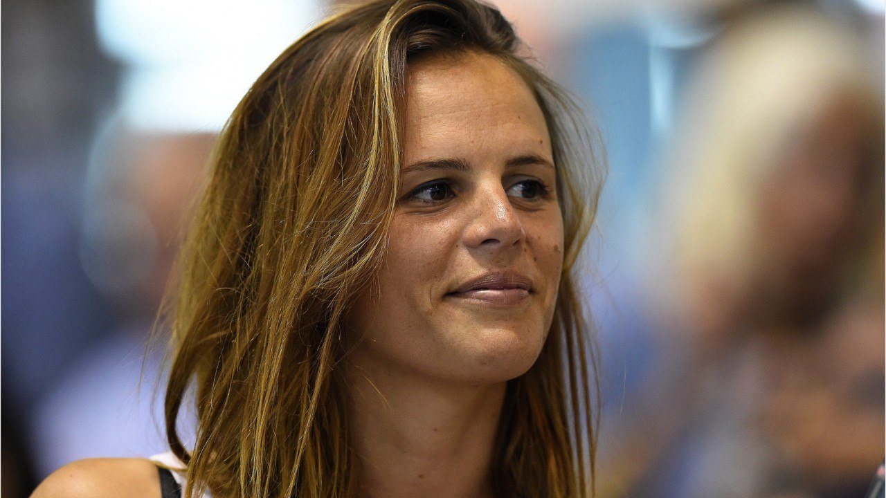 GALA VIDEO - Laure Manaudou dévoile une adorable vidéo de son fils : “A 18 mois, il sait déjà ce qu’il veut !”