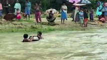 BASTAR VIRAL VIDEO: जान जोखिम में डाल कर उफनती नदी पार करने को मजबूर ग्रामीण, प्रसाशन बेसुध